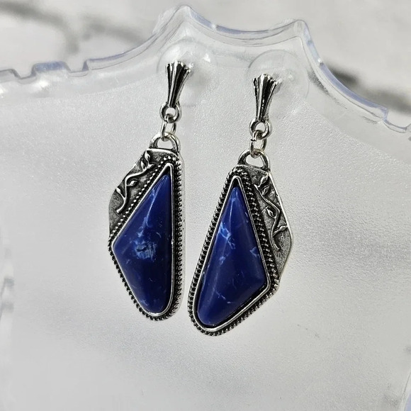 Blue Slice Women’s Small Delicate Earring Set5 - Picture 4 of 4